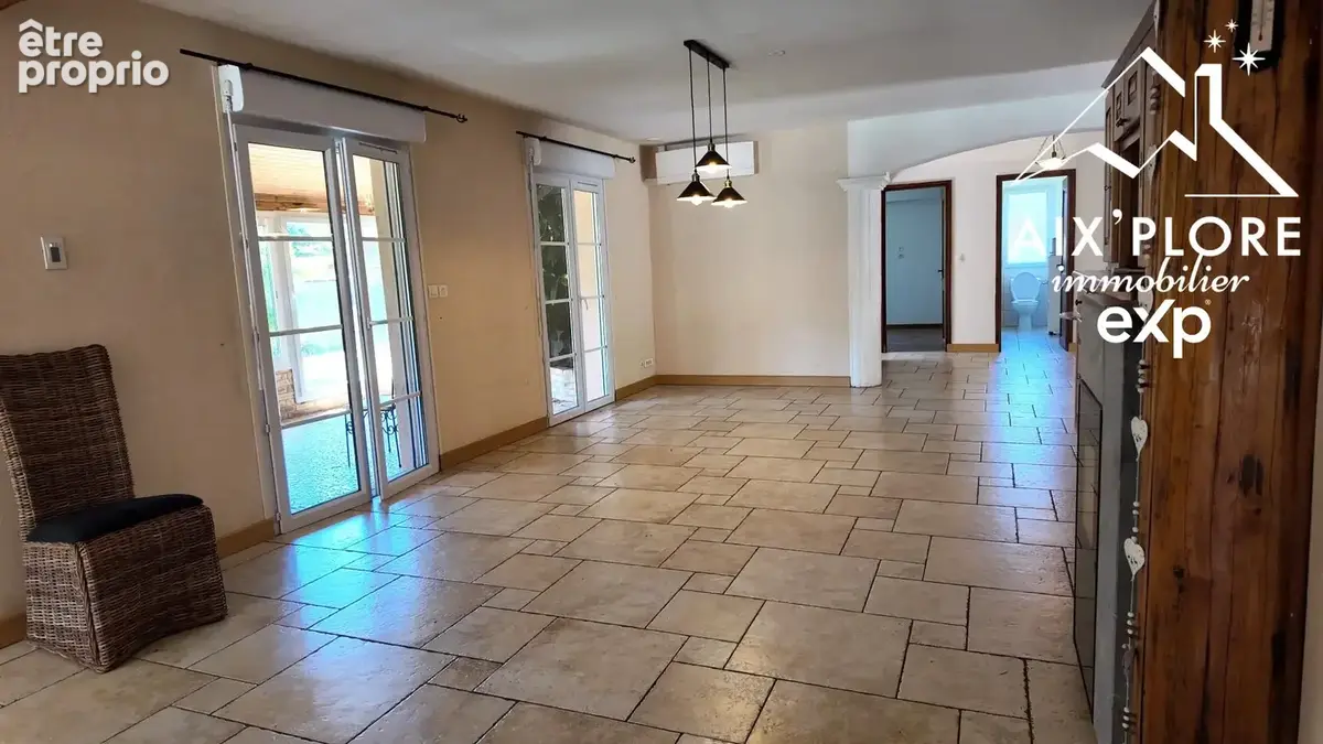 Maison 145 m² à Chateau-Gaillard  - photo 8