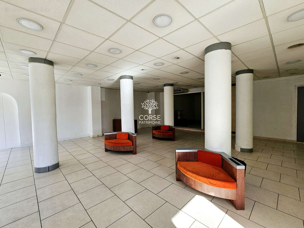 Commerce à GHISONACCIA