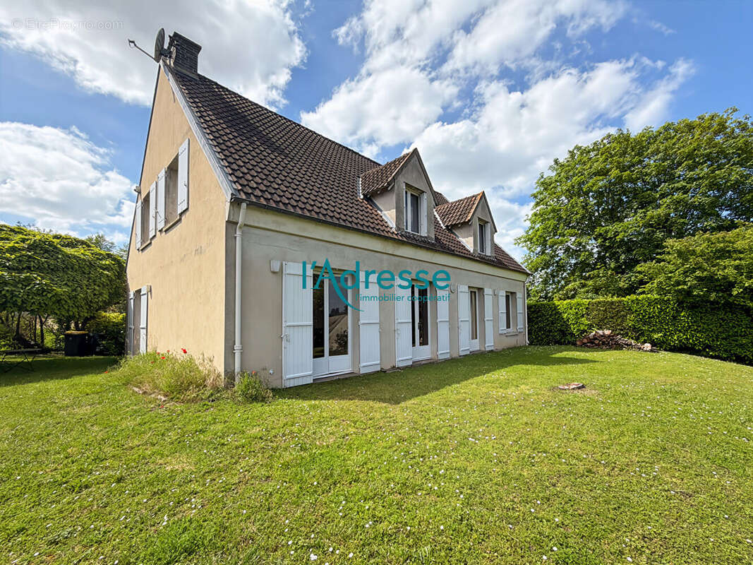Maison à SERAINCOURT