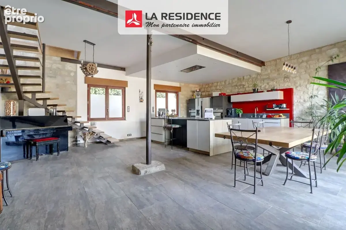 Maison 283 m² à Maurecourt  - photo 2