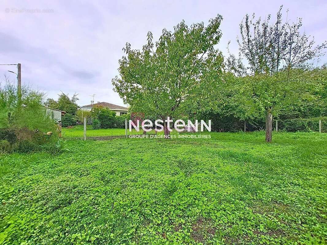 Terrain à PORTET-SUR-GARONNE