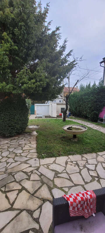 Maison à CLICHY-SOUS-BOIS