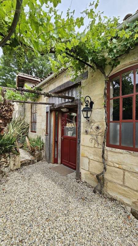 Maison à SAINT-ANDRE-DE-CUBZAC