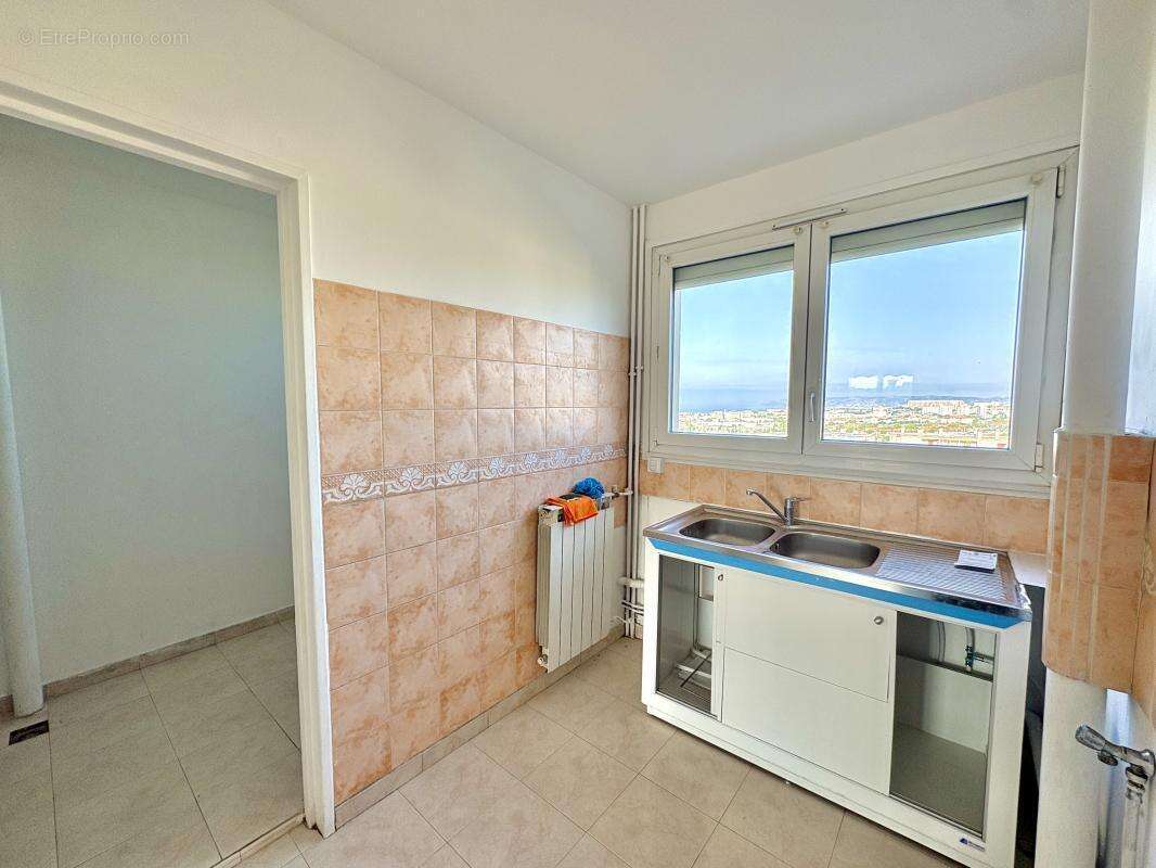 T4 avec balcon et vue dégagée - photo 3
