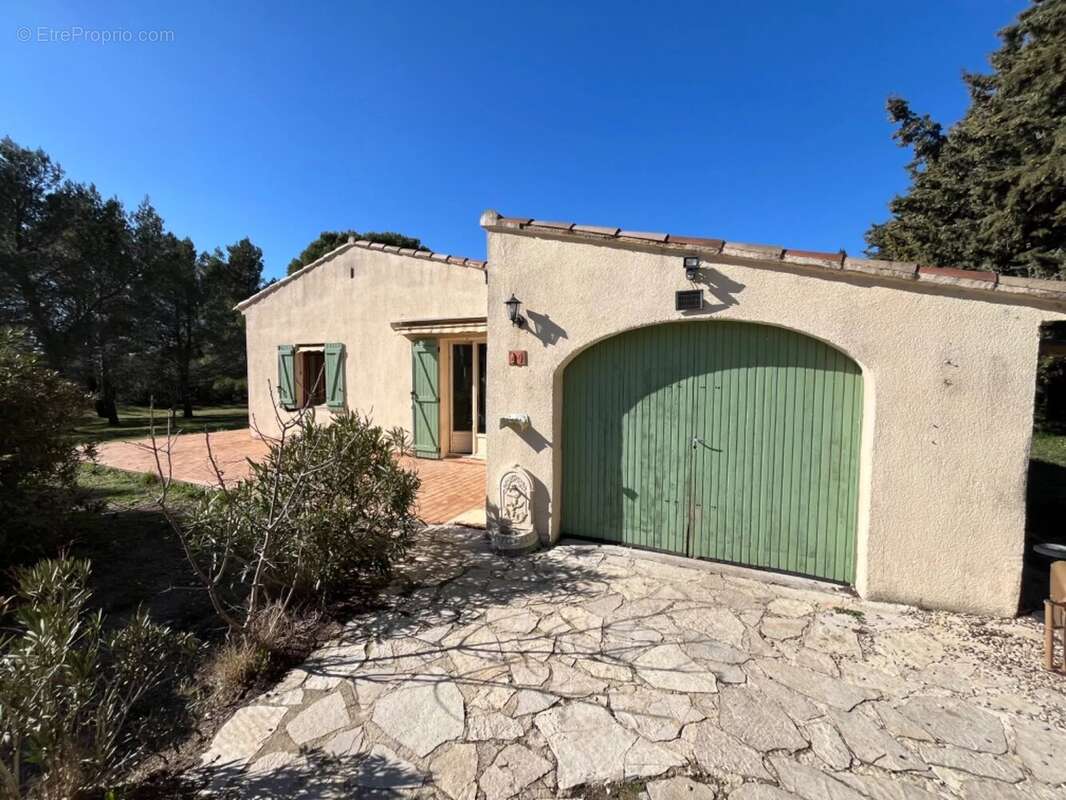 Maison à MERINDOL