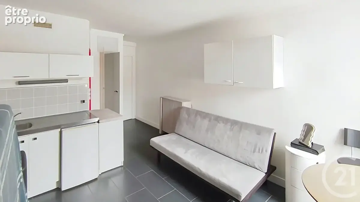 Appartement 17 m² à Brie-Comte-Robert  - photo 2