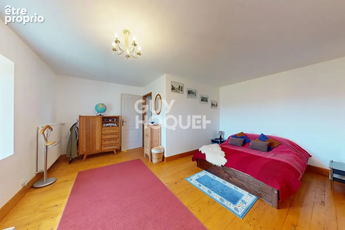 Propriété de charme en pierres apparentes de 273 m² avec dépendances et vue dominante - photo 13