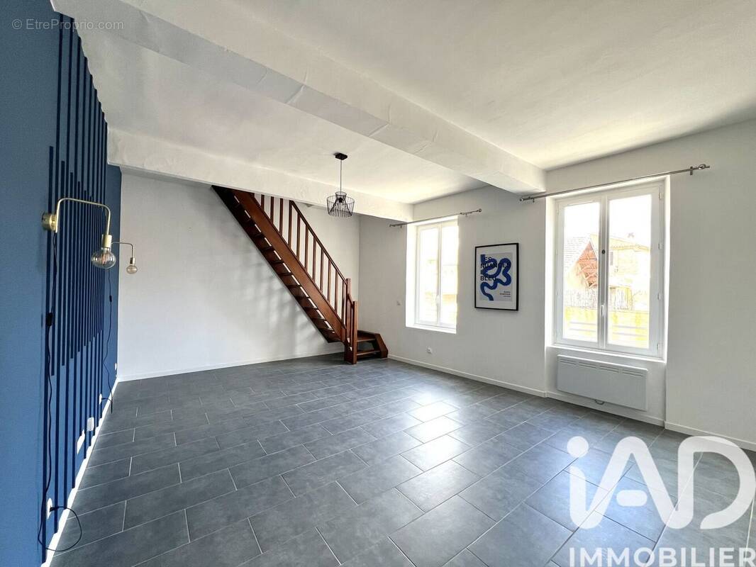 Photo 1 - Appartement à BAGNOLS-SUR-CEZE