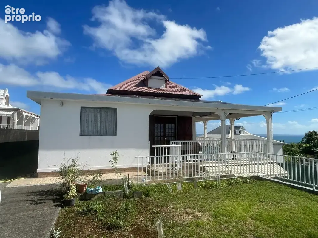 Photo Maison à Capesterre-Belle-Eau au prix de 395 000€