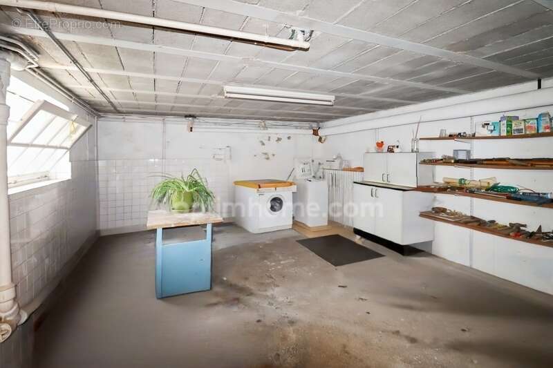 Maison à MAGNAC-LAVAL