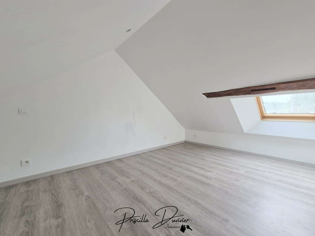 Appartement à BERTHECOURT