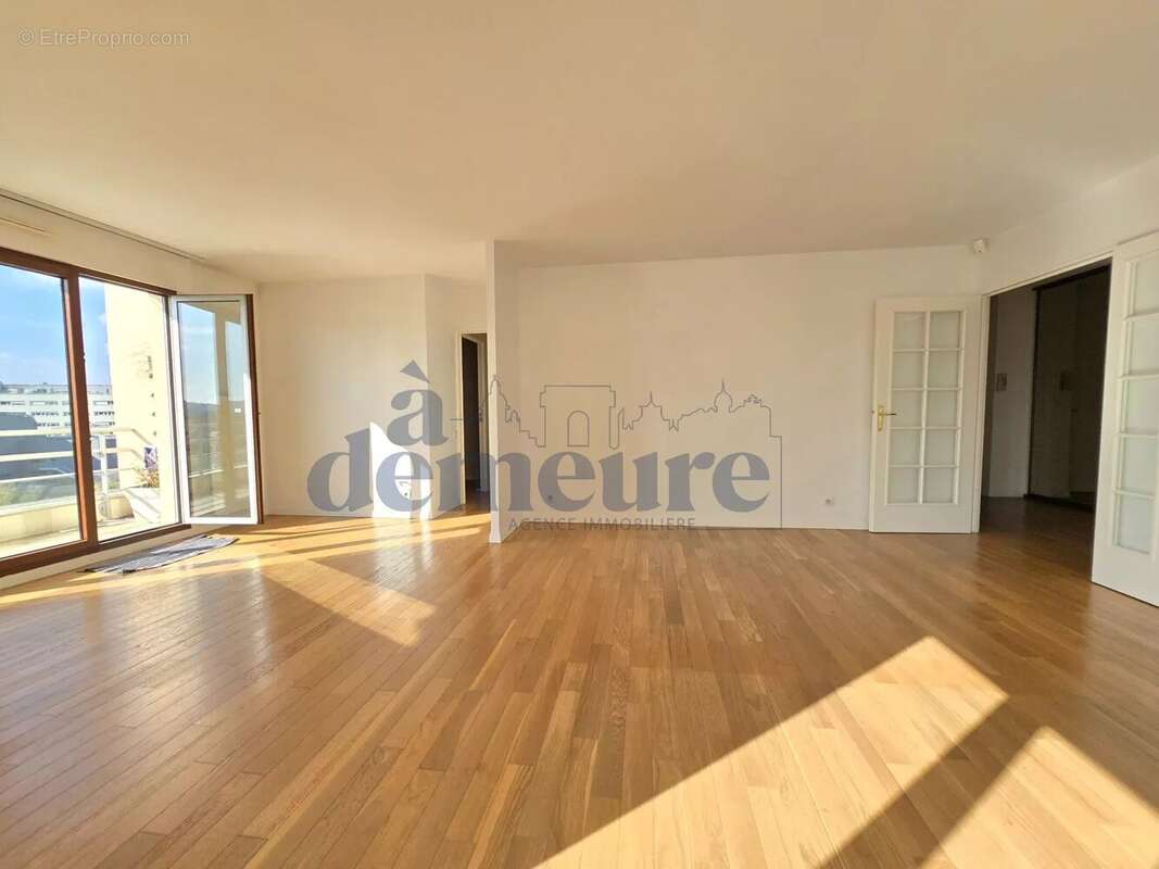 Appartement à ISSY-LES-MOULINEAUX