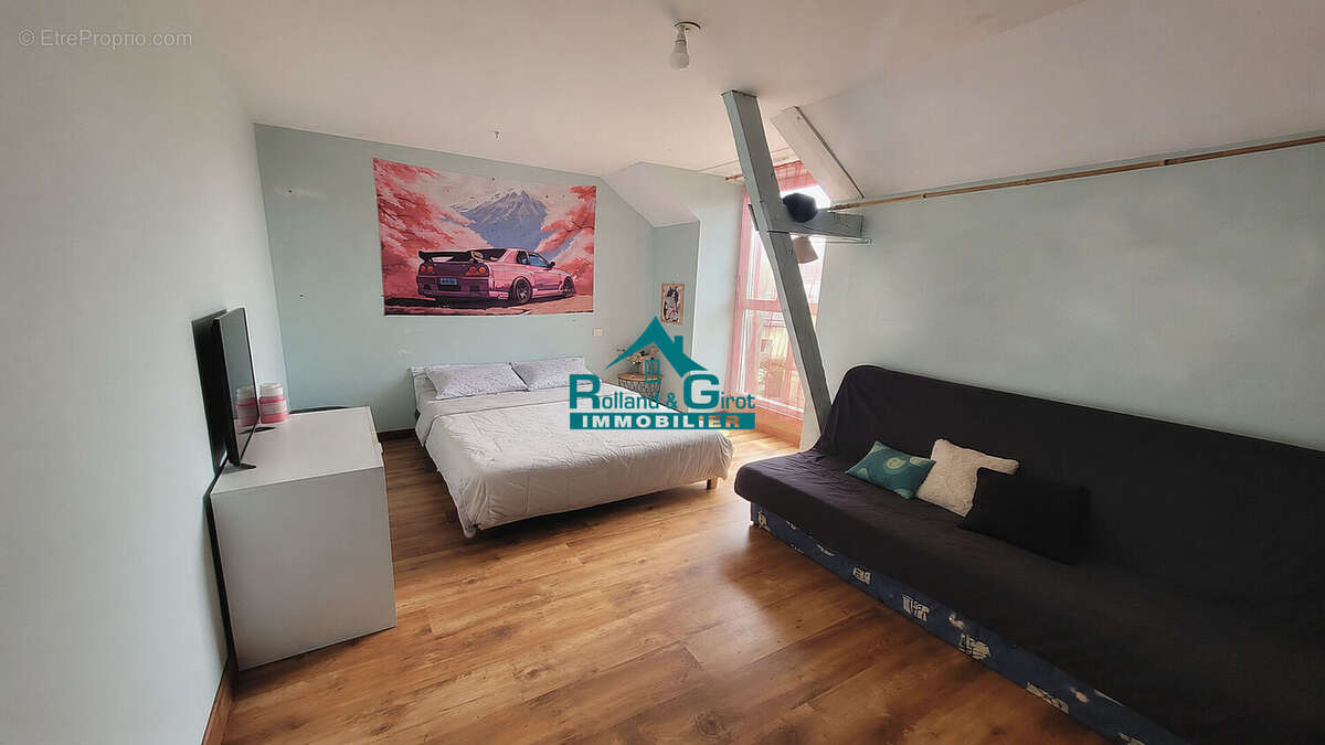 Maison de charme à vendre à Saint Aubin d'Aubigné - 5 pièces, 95.98 m² - photo 5