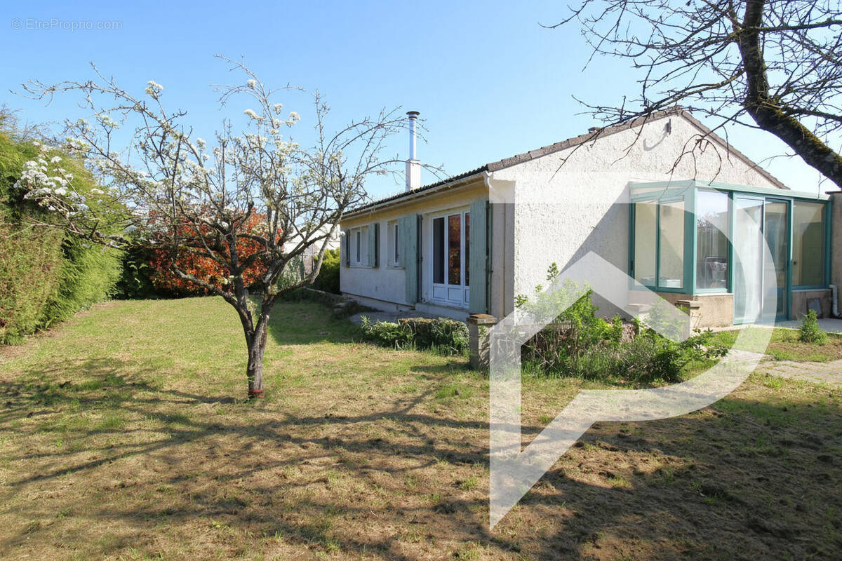 Maison à GRANDFRESNOY