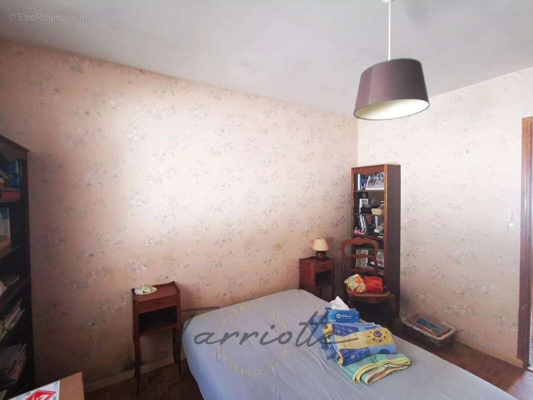 Maison à MALATAVERNE