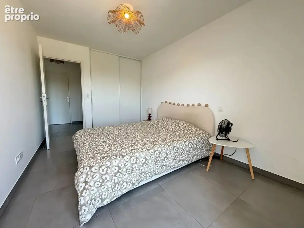 A vendre appartement t3 recent avec terrasse et garage deja loue a ajaccio - photo 7