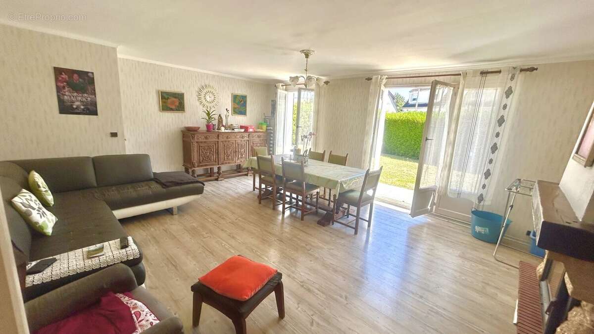 Maison à MANTES-LA-JOLIE