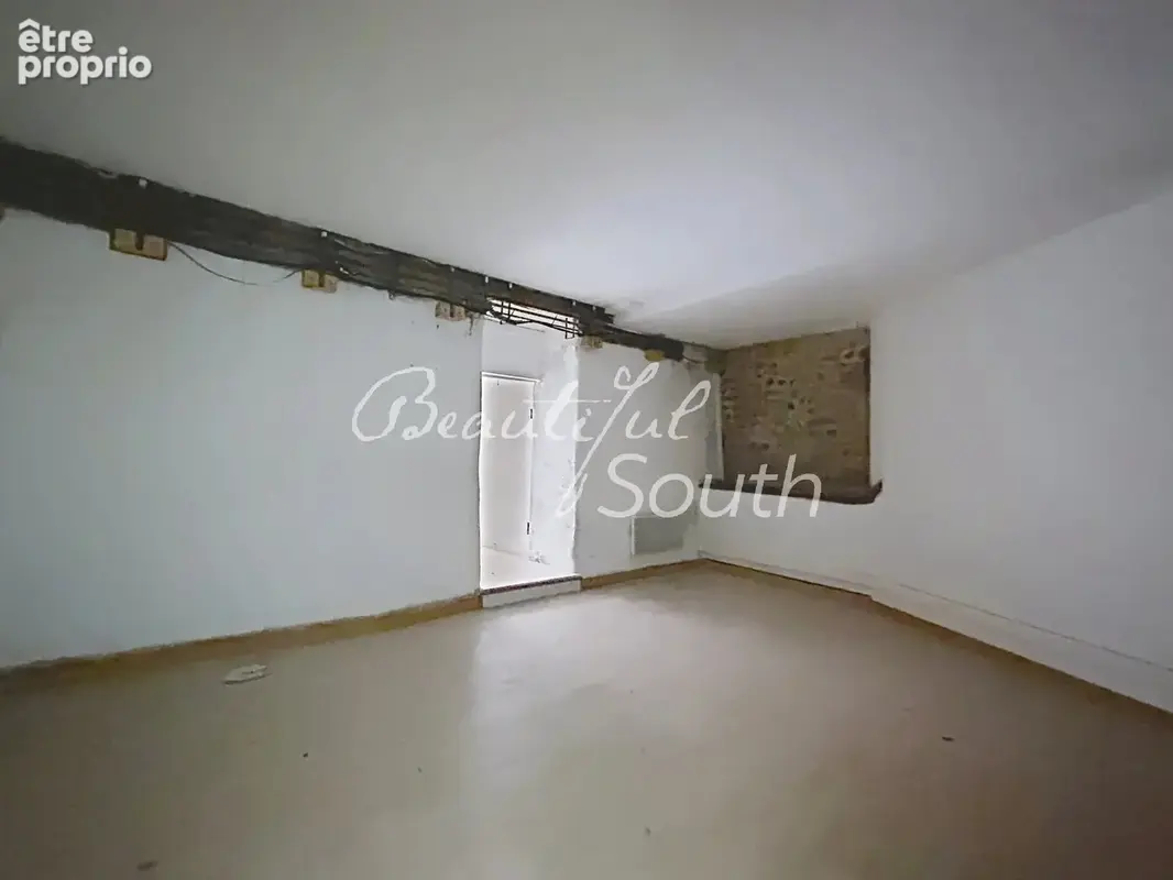 Local de 75 m² au charme atypique en centre-ville - photo 4