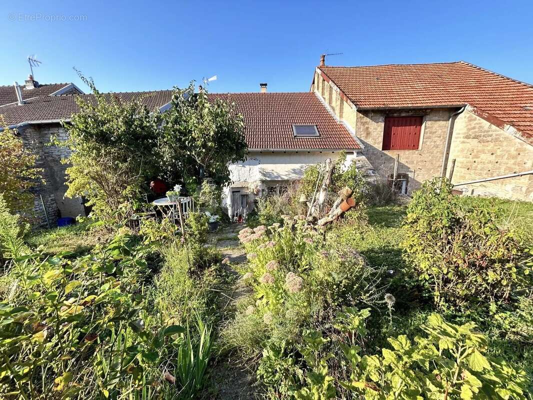 Maison à CHAMPLITTE