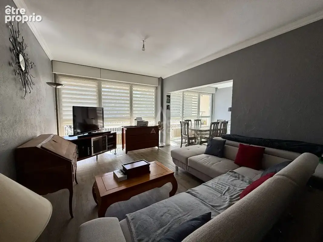 Exclusivité // appartement // 85m2 // 2 chambres // balcons // cave // garage - photo 6