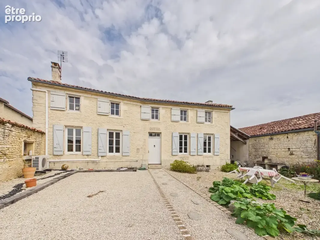 Photo Maison à Beauvais-Sur-Matha au prix de 172 800€