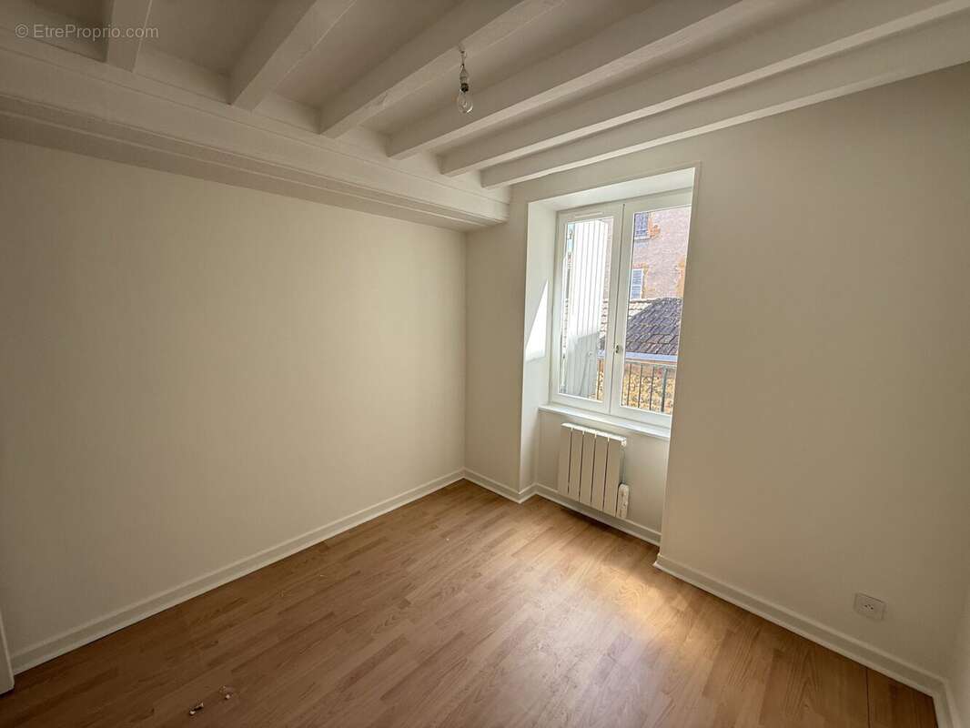 Appartement à VILLEFRANCHE-SUR-SAONE