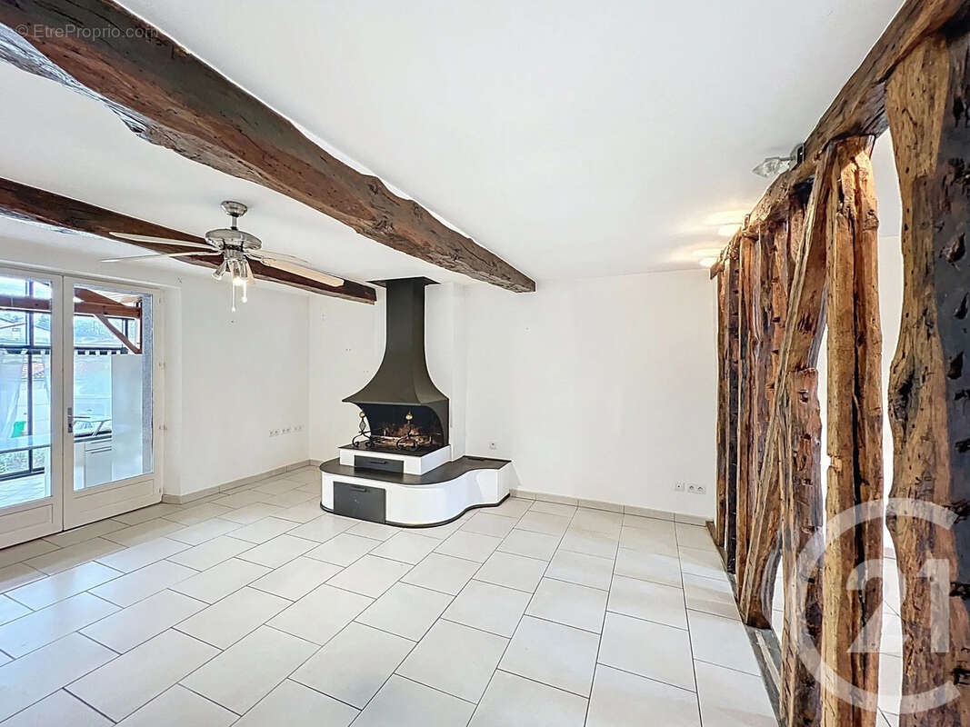 Maison à MIRANDE