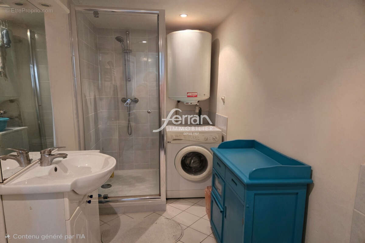 Appartement à SALERNES