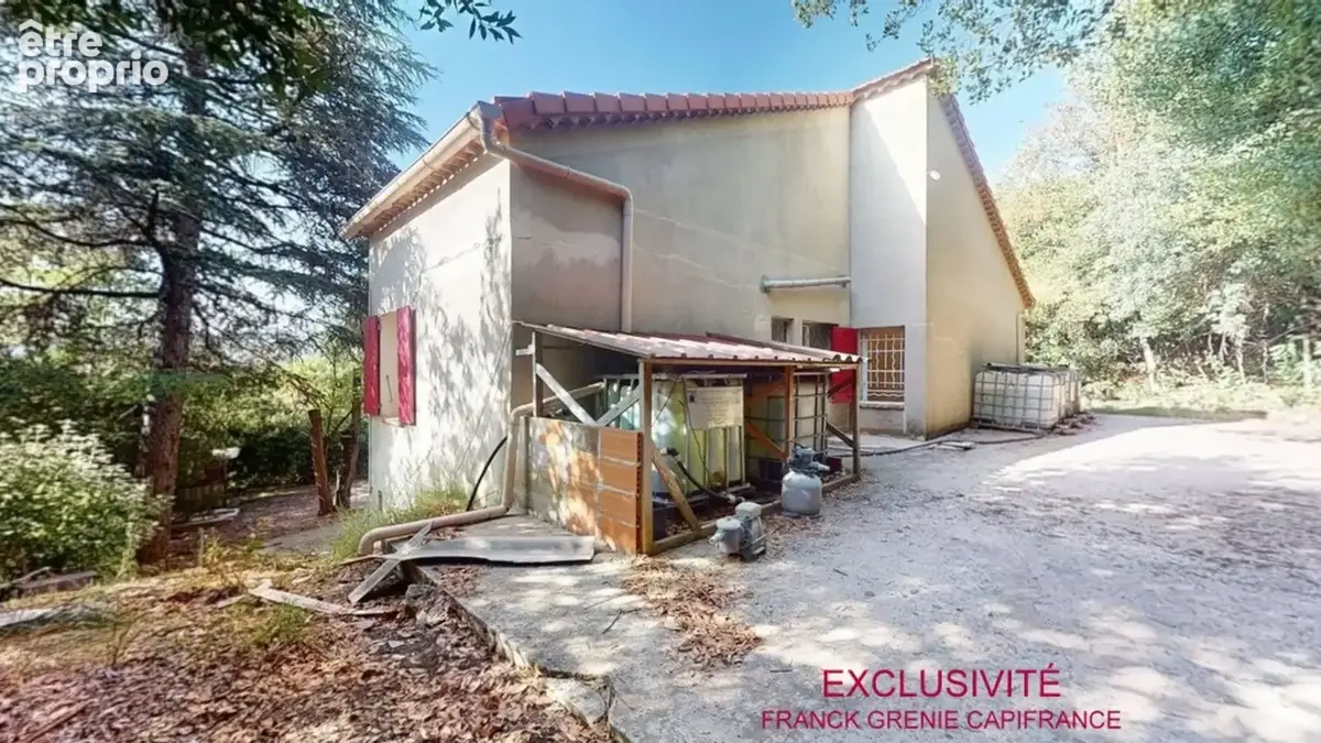 Tourves – maison à rénover 151 m² – 5 chambres – garage 60 m² – terrain 1 210 m² – panneaux solaires - photo 16