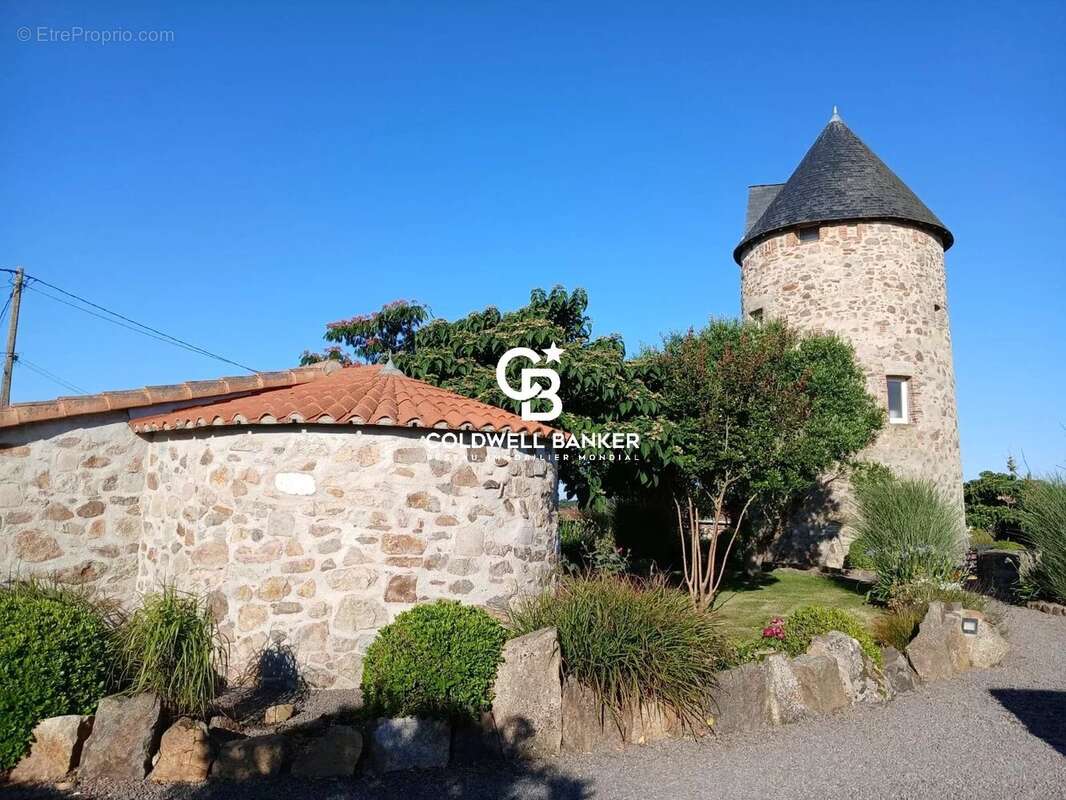 VENDEE - Un Hameau Privé de Charme aux Portes des Sables d'Olonne - photo 6