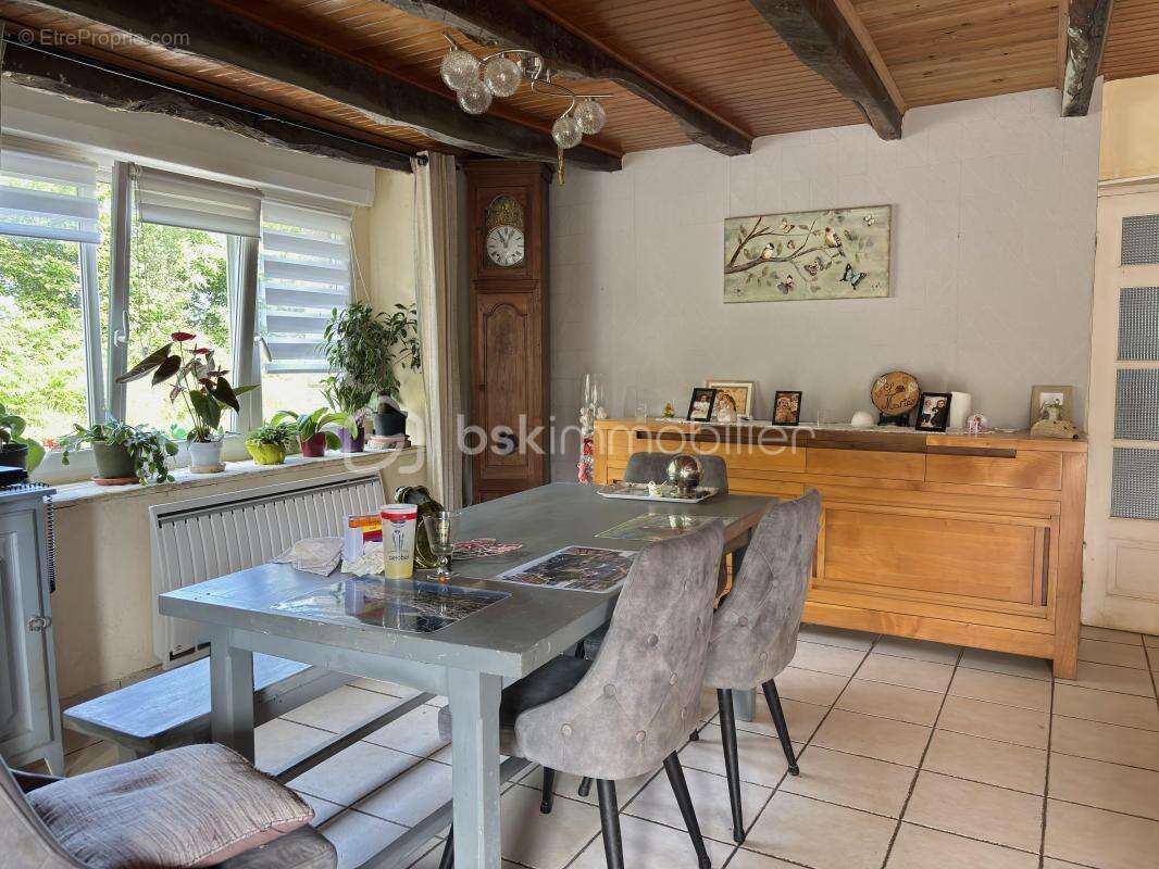 BULÉON – Maison 4 chambres sur jardin clos - photo 4