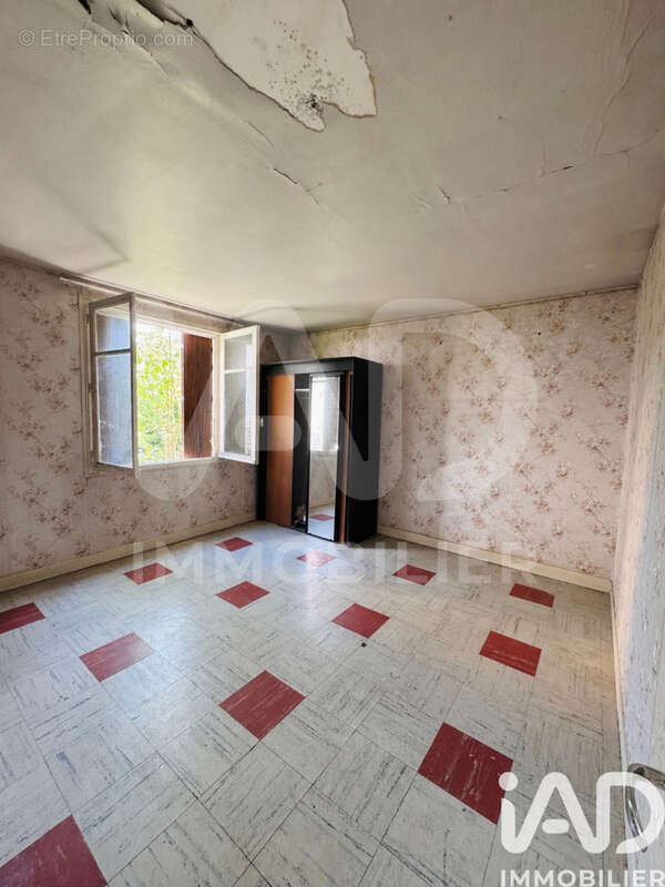 Photo 6 - Maison à ROMILLY-SUR-SEINE