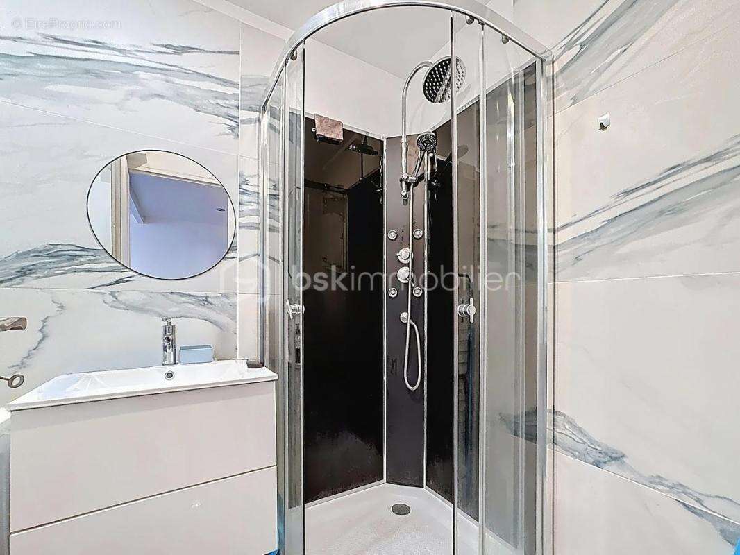 Appartement à VIZILLE