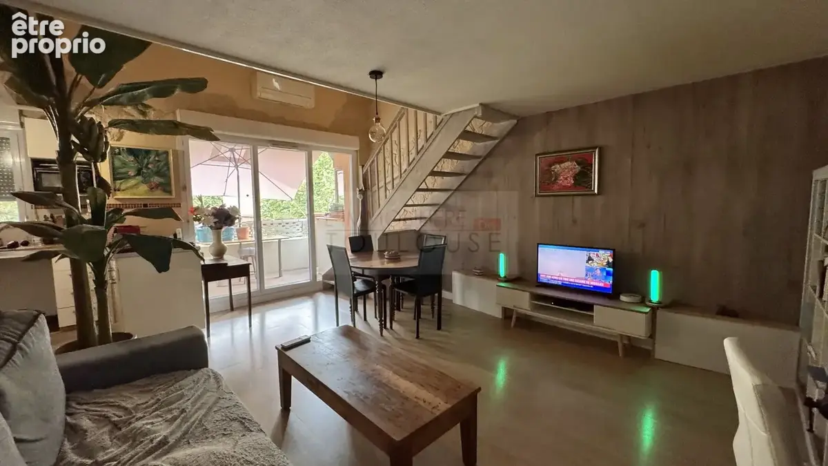 Saint-jean t4 duplex dernier etage + balcon + parking - photo 1