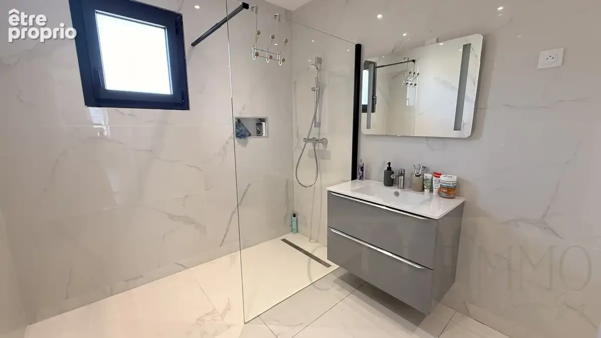 Exclusivité LANSARGUES :Villa moderne avec piscine et prestations haut de gamme ! - photo 13