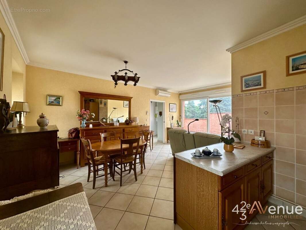 Appartement à ANDREZIEUX-BOUTHEON