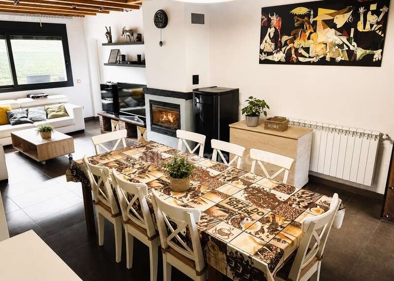 Maison à SAINT-BEAT