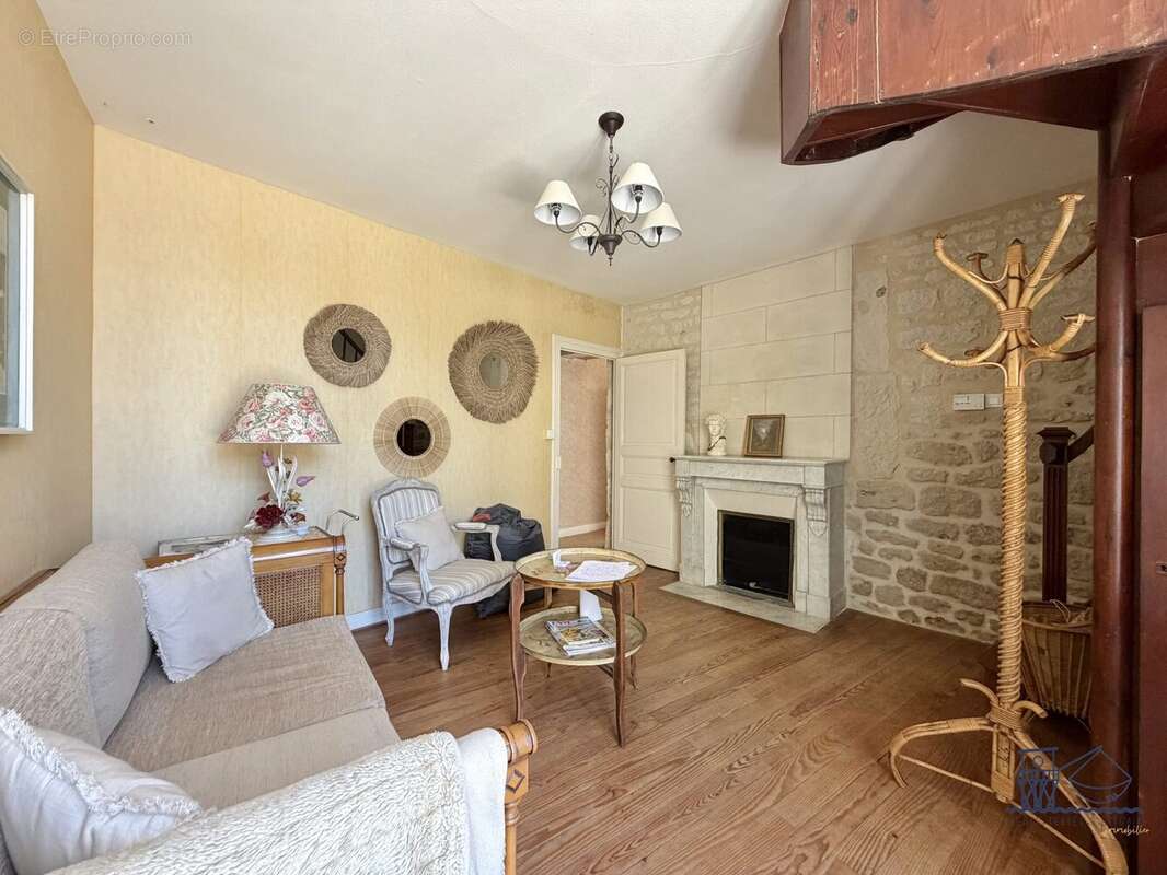 Maison 105 m² à Saint-Fort-Sur-Gironde  - photo 7