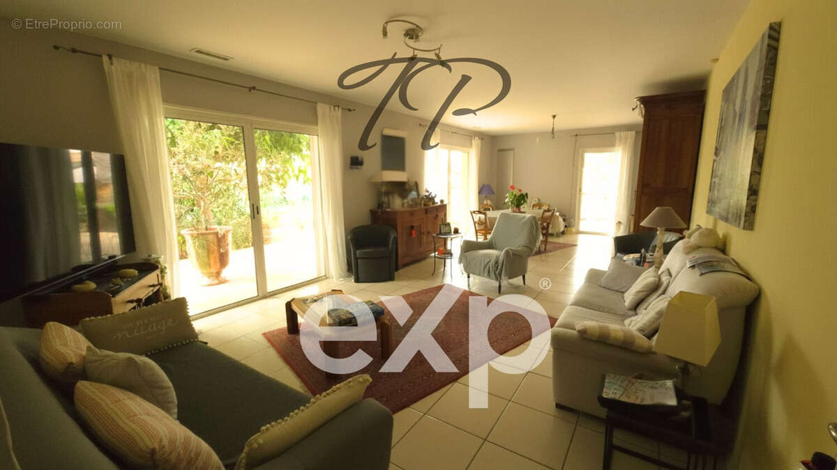 Maison 140 m² à Colombiers  - photo 4