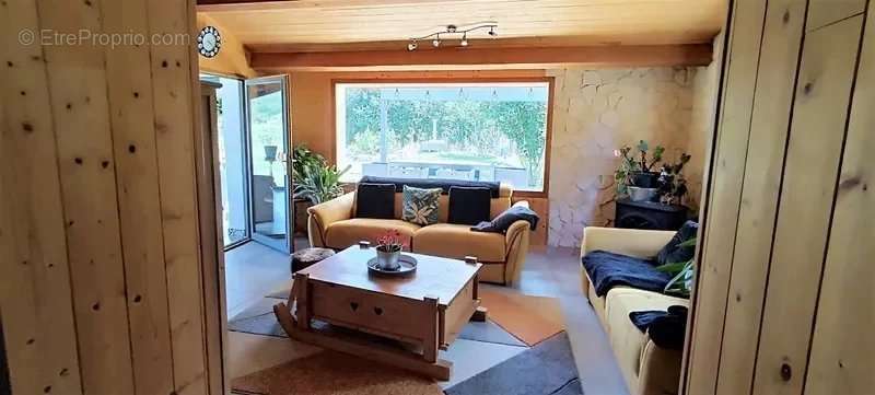 Maison à VASSIEUX-EN-VERCORS