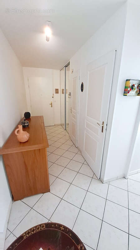 Appartement à SAINT-ROMAIN-EN-GAL