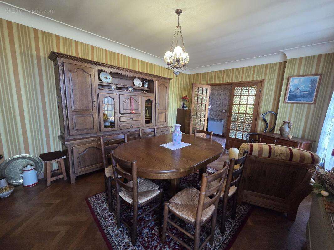 Maison à CASTANET