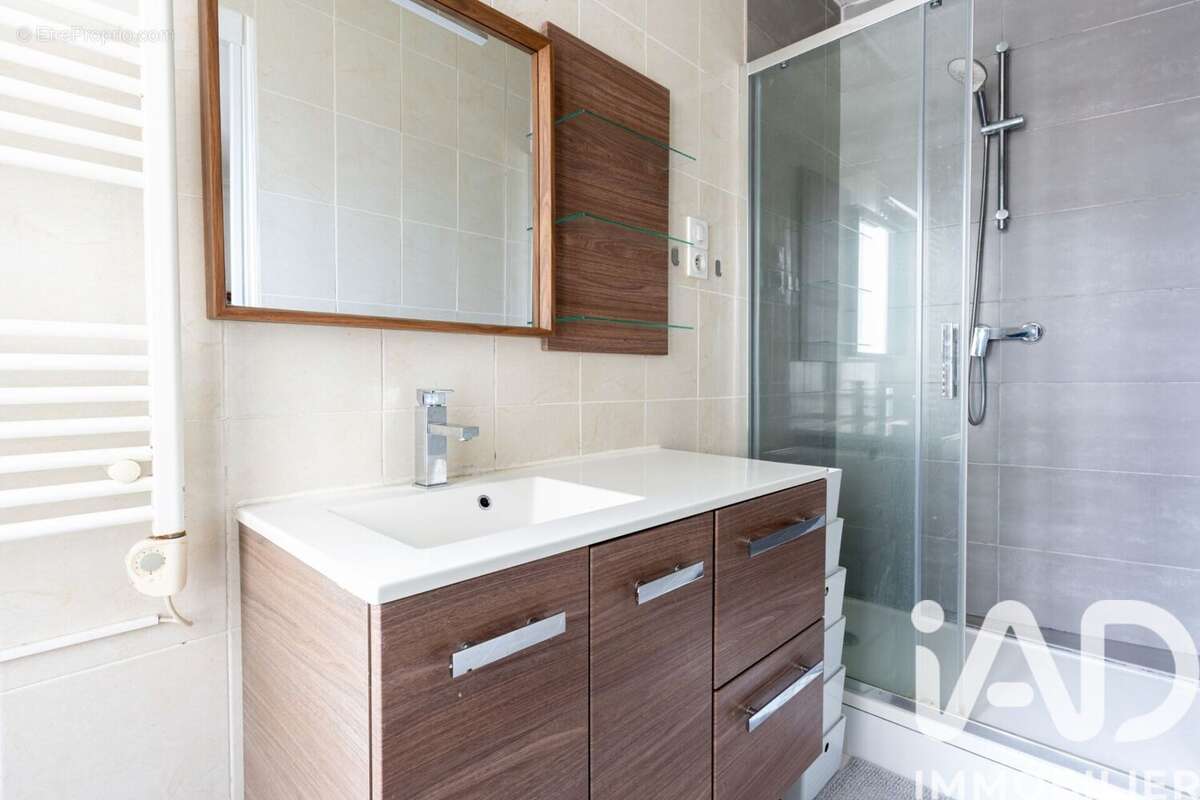 Photo 9 - Appartement à ASNIERES-SUR-SEINE