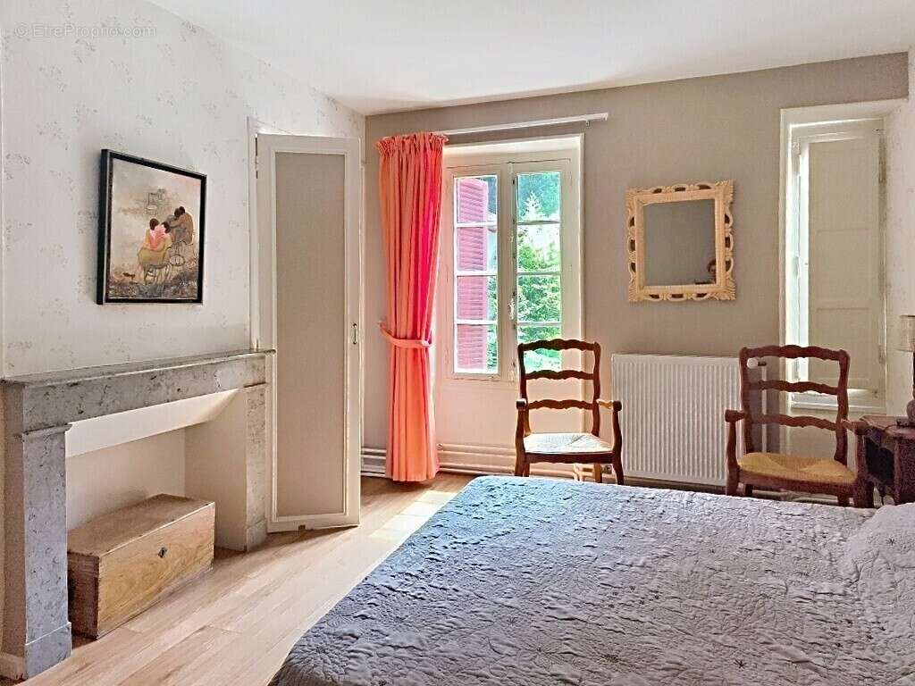 Maison MAÏTRE Salies De Bearn 21 pièce(s) 500 m2 - photo 18