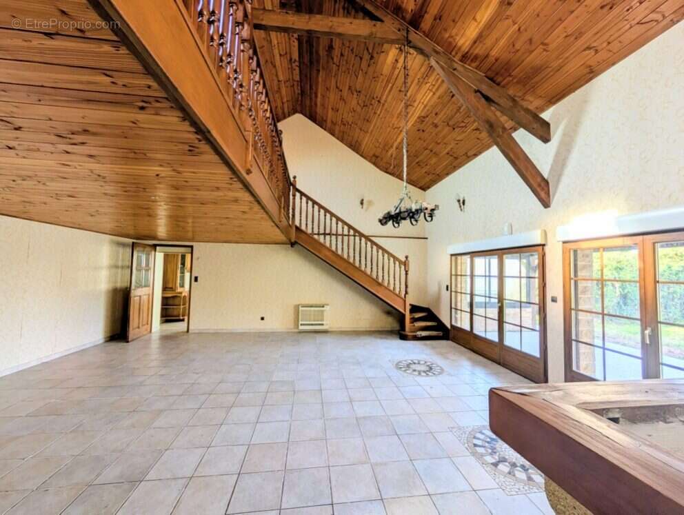 Maison à BESSEY-LES-CITEAUX