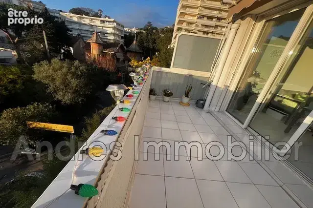 Appartement 2 pièces 49 m² à vendre à Cannes (06400) - photo 2