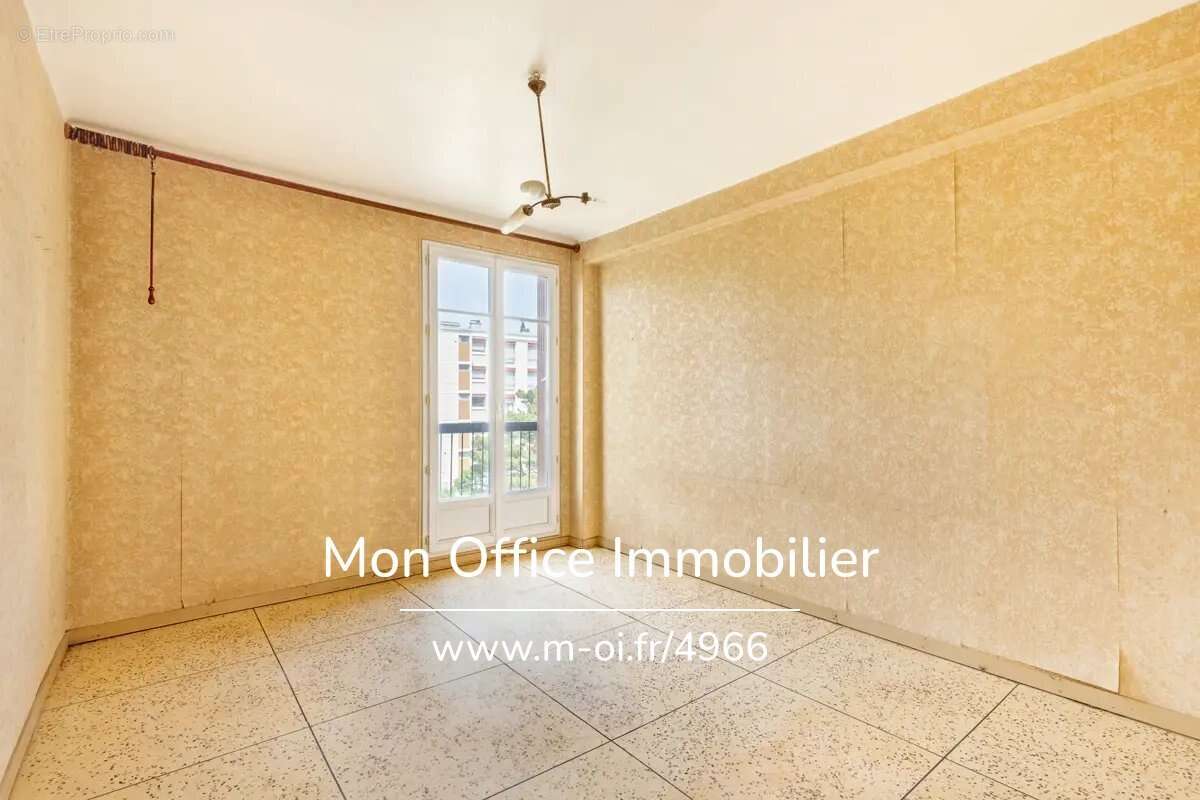 Appartement à MARSEILLE-13E