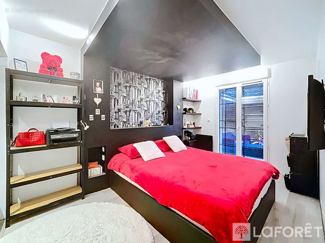 Maison à TIZAC-DE-LAPOUYADE