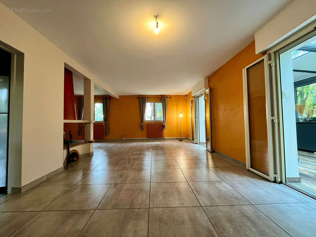 Maison à LES PONTS-DE-CE