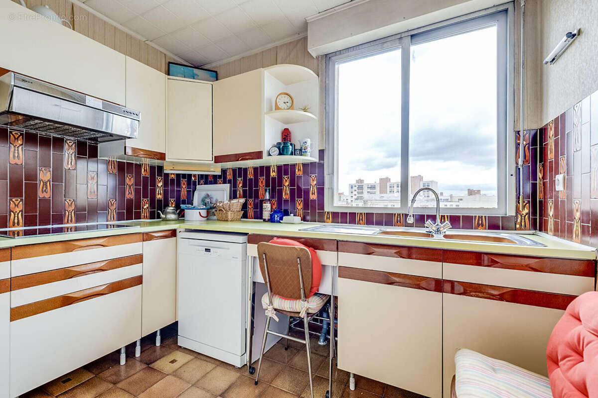 Appartement à PARIS-20E